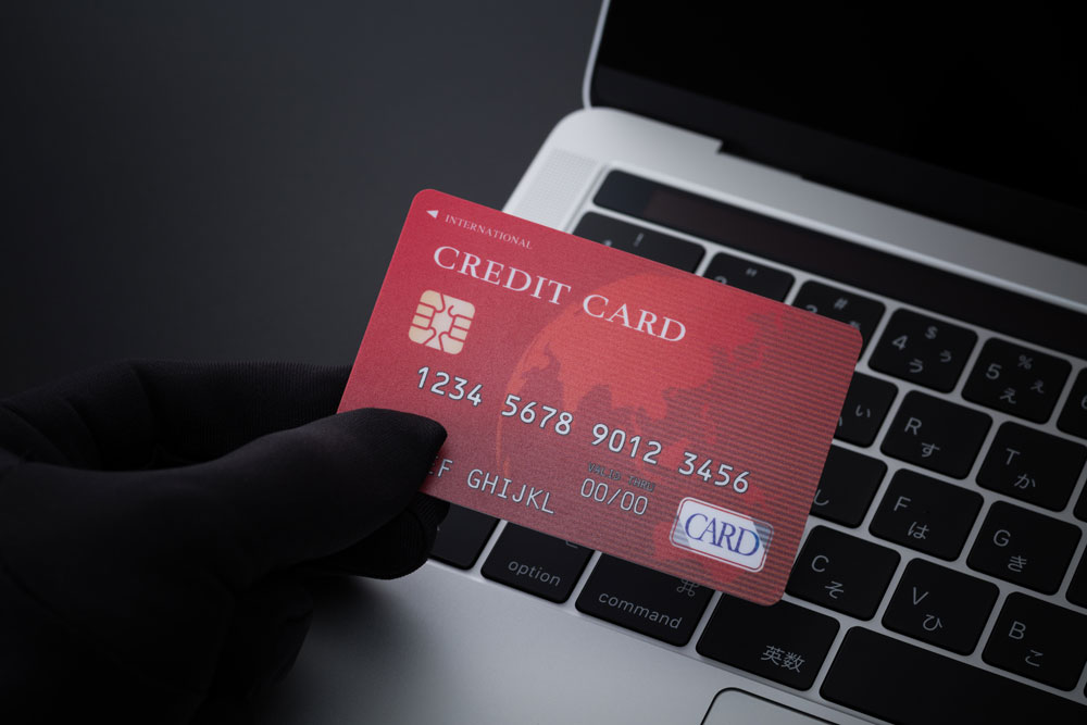 クレジットカードの不正利用イメージ